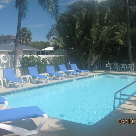 Queens Gate Resort Bradenton Beach Exterior foto